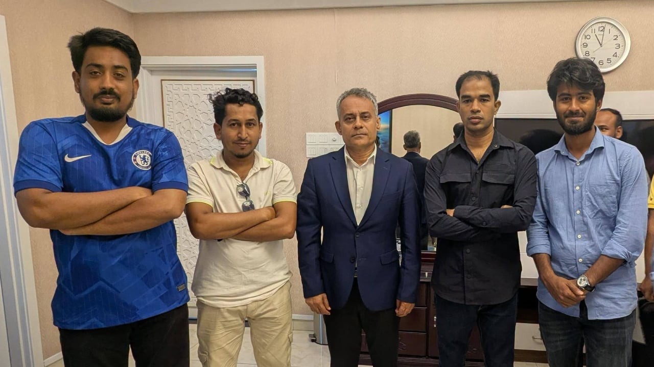 শাটল ট্রেন সংকট নিরসনে রেলমন্ত্রীর সঙ্গে চবি ছাত্রদলের সাক্ষাৎ